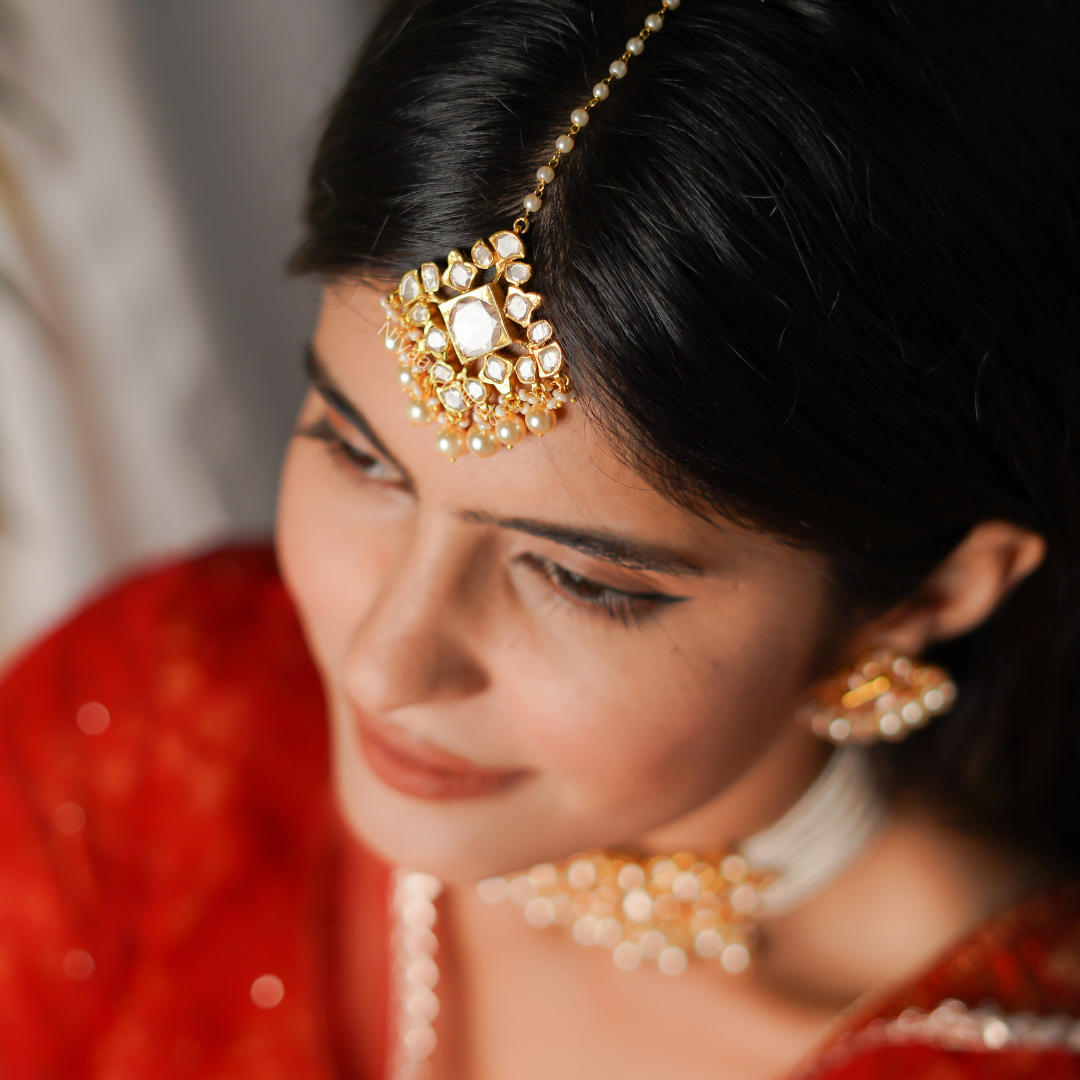 Forehead jewellery