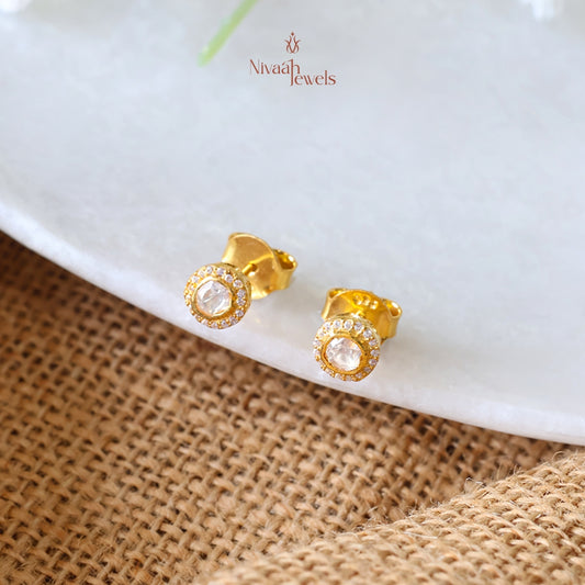 classic studs with jaali work