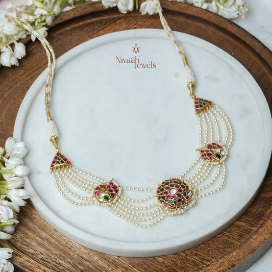 Aaira Necklace