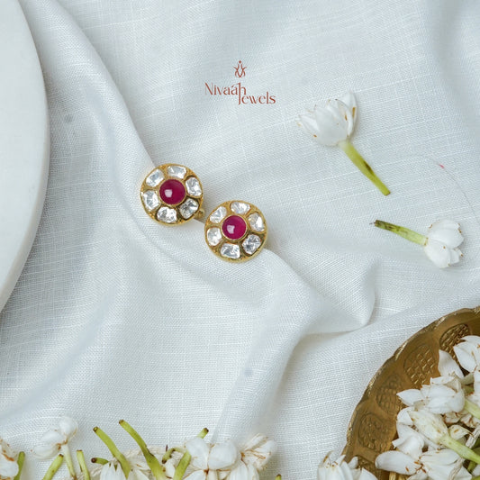 Eva Studs
